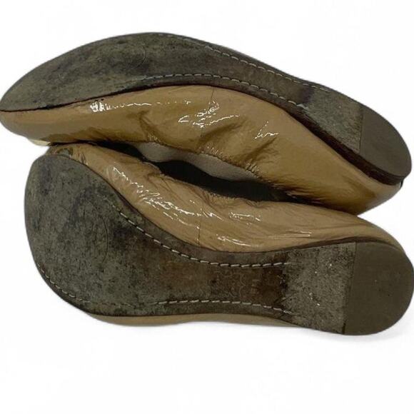 Tory Burch Tan Beige Patent Leather Ballet Flats Neutral Minimalist Preppy 6 - Picture 6 of 6